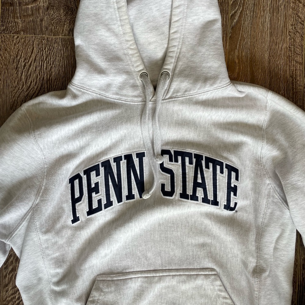 Penn State sweatshirt